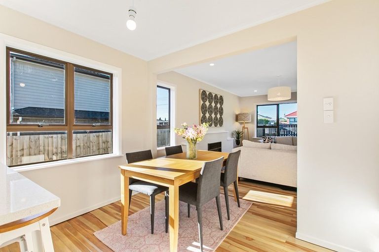 Photo of property in 36 Alma Crescent, Papakura, 2110