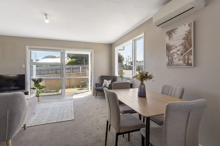 Photo of property in 3/26 Park Avenue, Titahi Bay, Porirua, 5022