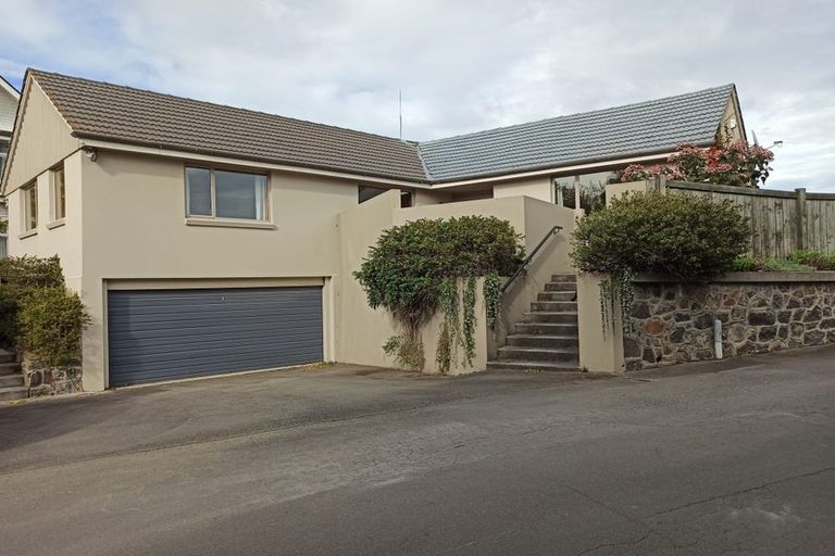 Photo of property in 45 Hackthorne Road, Cashmere, Christchurch, 8022