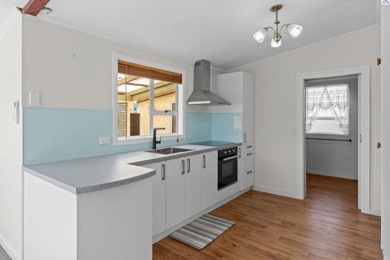 Photo of property in 10 Buchanans Road, Sockburn, Christchurch, 8042