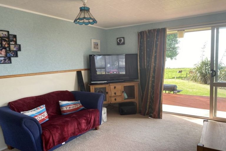 Photo of property in 1 Aubrey Street, Waitara, 4320