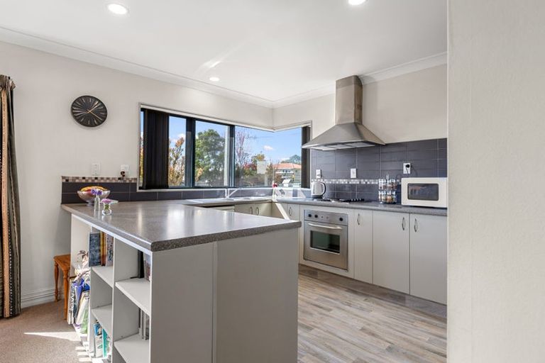 Photo of property in 8a Waimapu Street, Greerton, Tauranga, 3112