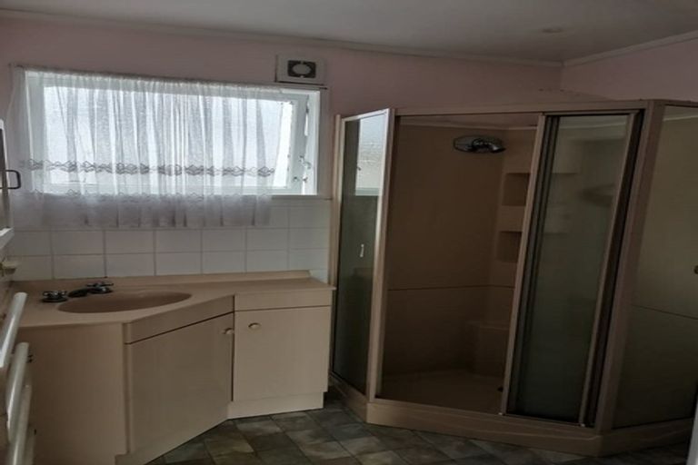 Photo of property in 15a Rimu Road, Mangere Bridge, Auckland, 2022