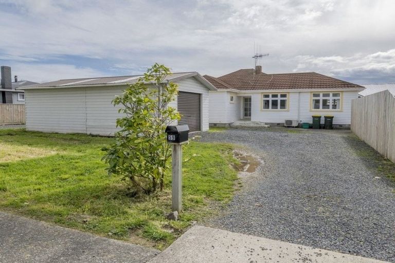 Photo of property in 59 Tiro Tiro Road, Levin, 5510