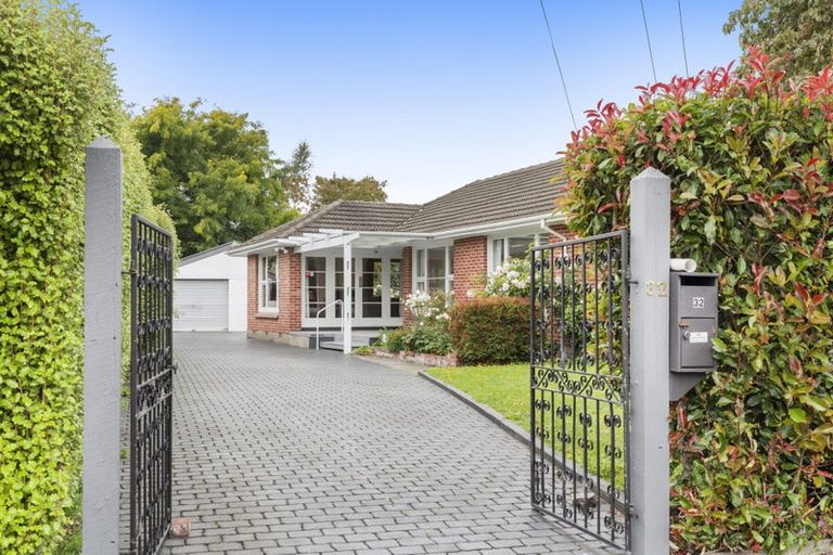 Photo of property in 32 Flower Street, Bryndwr, Christchurch, 8053
