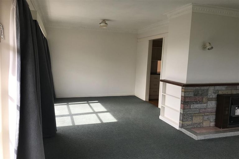 Photo of property in 136 Great South Road, Takanini, 2112