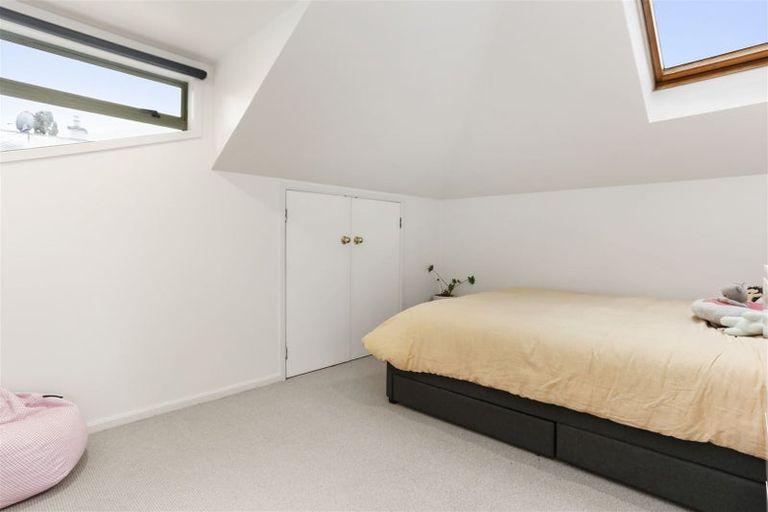 Photo of property in 2/305 Lake Road, Hauraki, Auckland, 0622