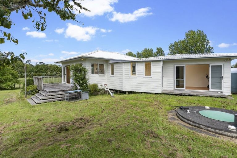 Photo of property in 220 Postman Road, Dairy Flat, Albany, 0794