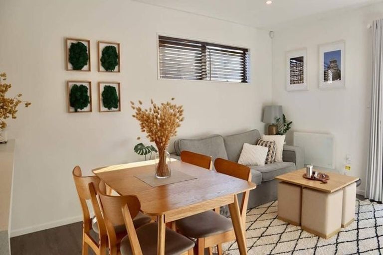 Photo of property in 4337a Great North Road, Glendene, Auckland, 0602