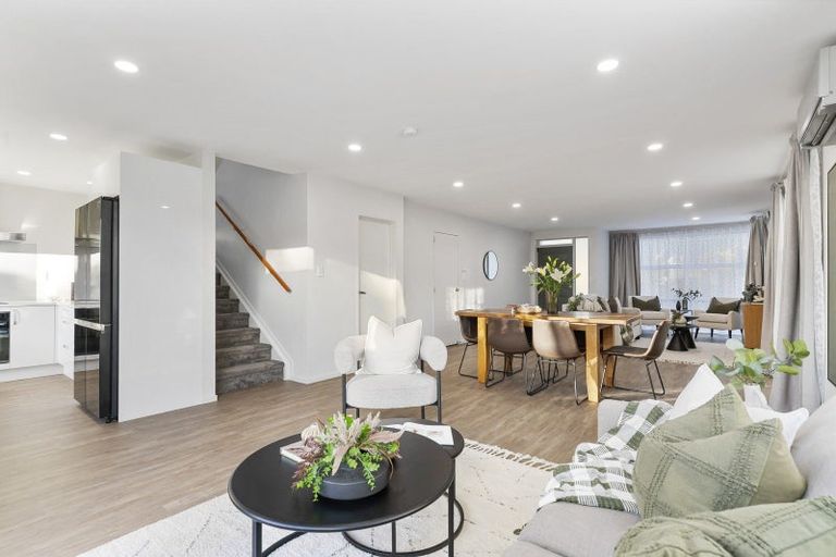 Photo of property in 12 Phar Lap Crescent, Takanini, 2112