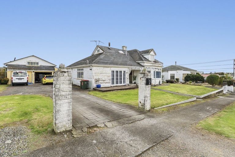 Photo of property in 7 Cracroft Street, Waitara, 4320