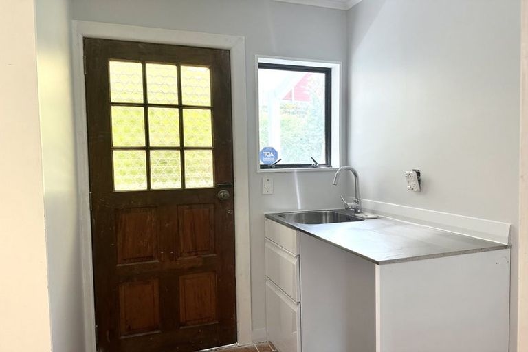 Photo of property in 51b Montgomery Avenue, Karori, Wellington, 6012