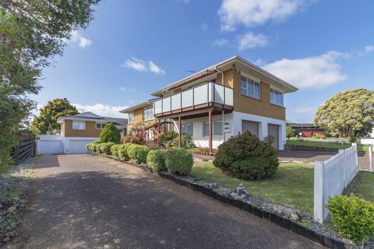 Photo of property in 2/18 Hanover Place, Pahurehure, Papakura, 2113