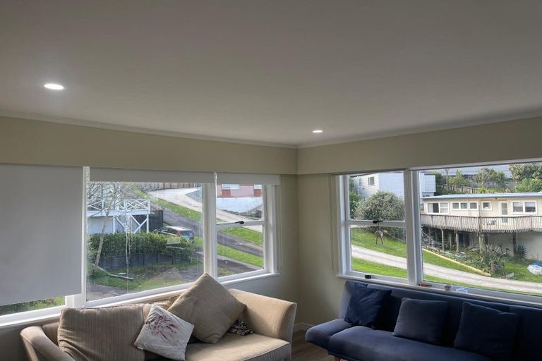 Photo of property in 25 Sovereign Place, Glenfield, Auckland, 0629