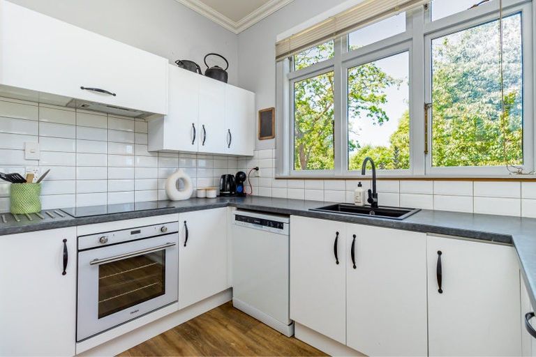 Photo of property in 143 Talbot Street, Geraldine, 7930