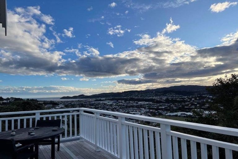 Photo of property in 57 Nevay Road, Miramar, Wellington, 6022