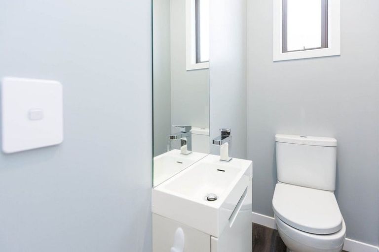 Photo of property in 31 Ron Deal Way, Epuni, Lower Hutt, 5011