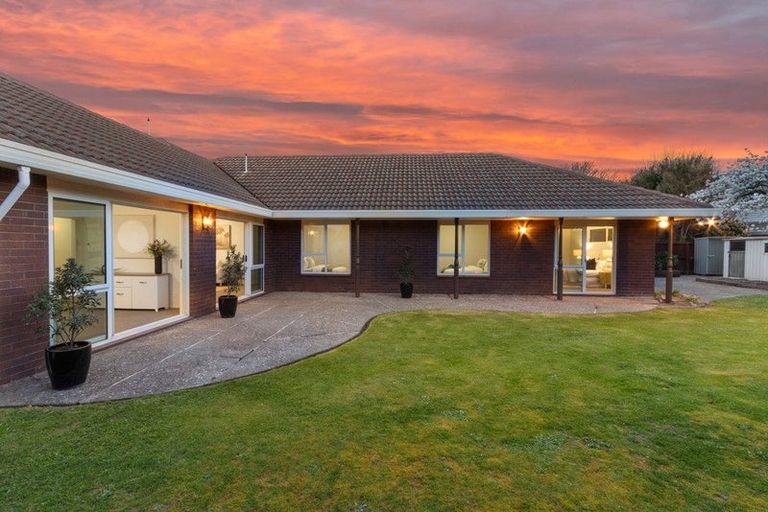 Photo of property in 44 Lancewood Drive, Halswell, Christchurch, 8025
