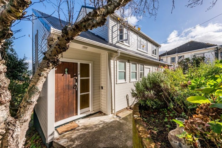 Photo of property in 46 Townsend Road, Miramar, Wellington, 6022