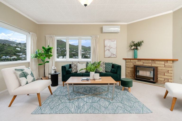 Photo of property in 15 Crofton Road, Ngaio, Wellington, 6035