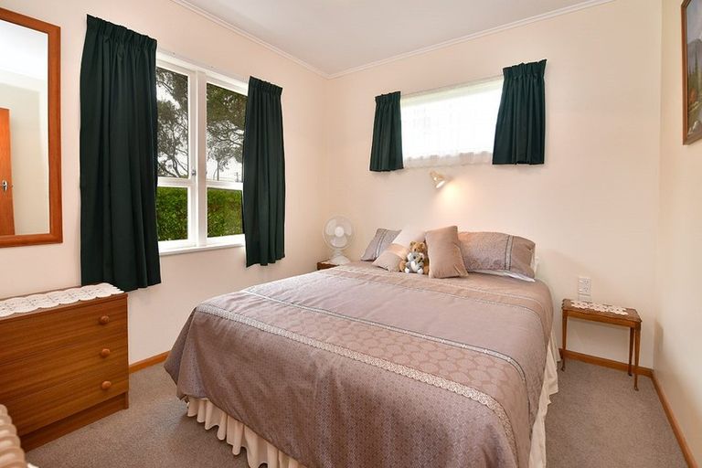 Photo of property in 12 Nelson Street, Helensville, 0800