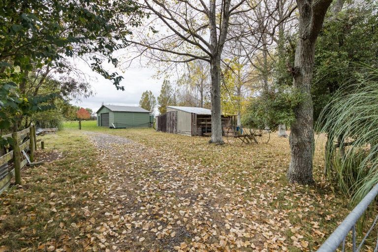 Photo of property in 660b Roberts Line, Kelvin Grove, Palmerston North, 4470