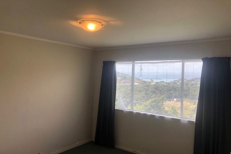 Photo of property in 42 Winston Street, Crofton Downs, Wellington, 6035