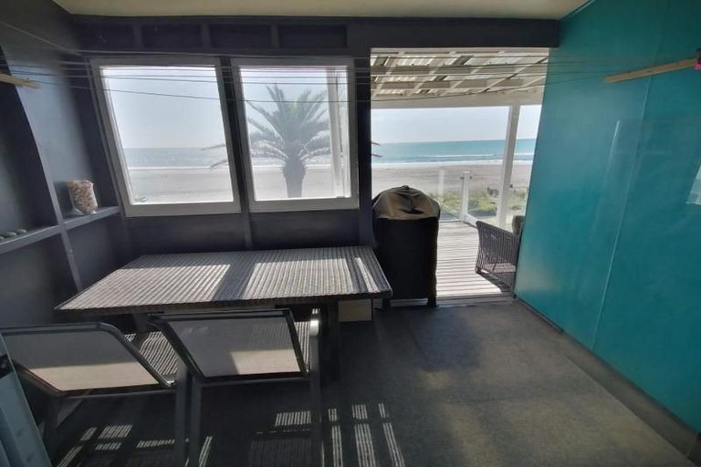 Photo of property in 7 Messenger Terrace, Oakura, 4314