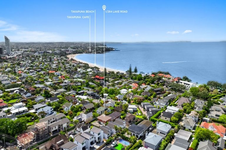 Photo of property in 1/264 Lake Road, Hauraki, Auckland, 0622