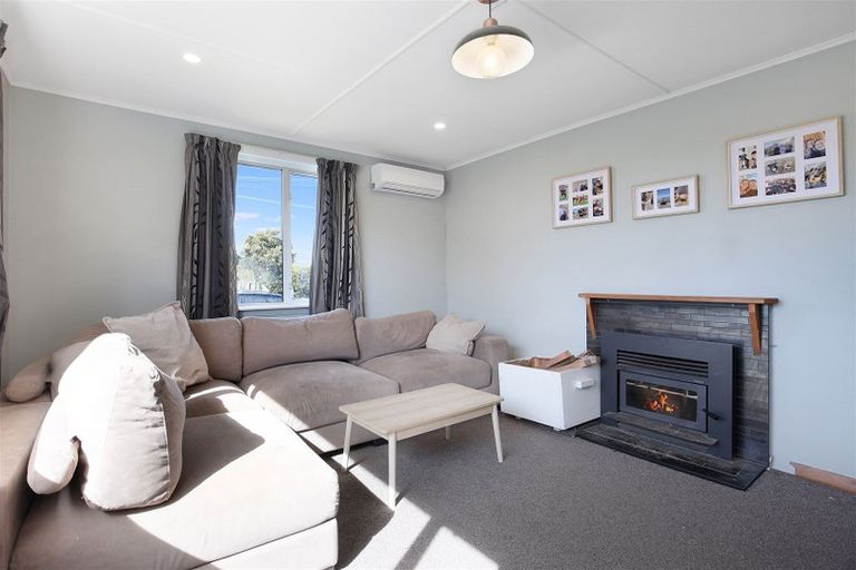 Photo of property in 87 Baynes Street, Burwood, Christchurch, 8083