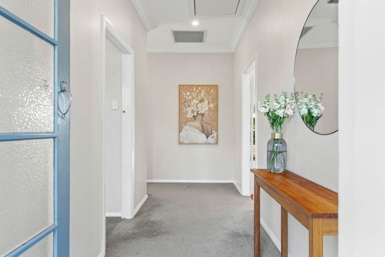 Photo of property in 1 Smart Terrace, Saint Johns Hill, Whanganui, 4500