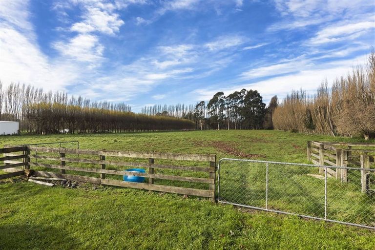 Photo of property in 569 Johns Road, Harewood, Christchurch, 8051
