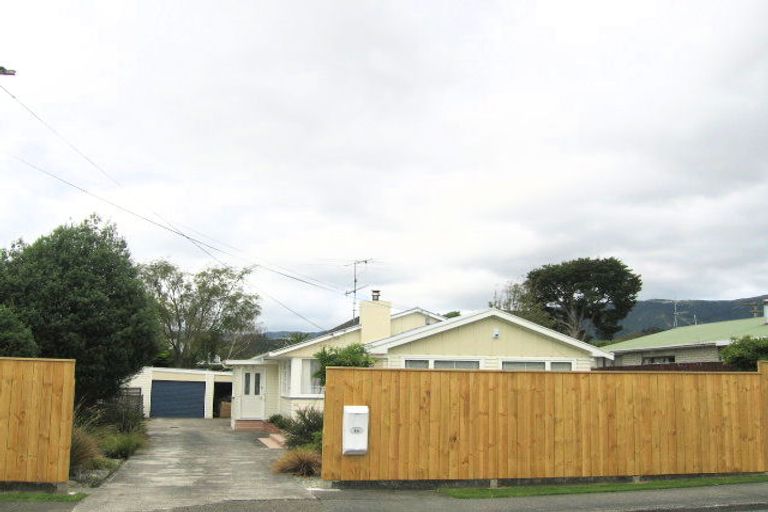 Photo of property in 44 Ebdentown Street, Ebdentown, Upper Hutt, 5018