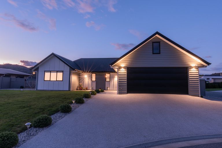 Photo of property in 3 Willoughby Place, Clyde, 9330