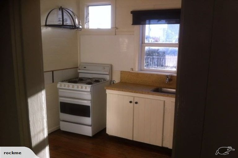 Photo of property in 12 Guyton Street, Whanganui, 4500