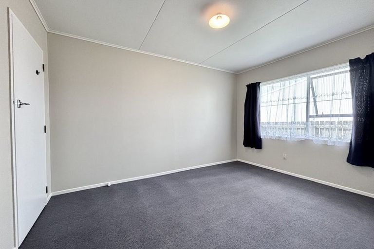 Photo of property in 3/12 Fraser Street, Wainuiomata, Lower Hutt, 5014