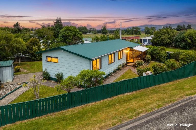 Photo of property in 16a Bowen Street, Woodville, 4920