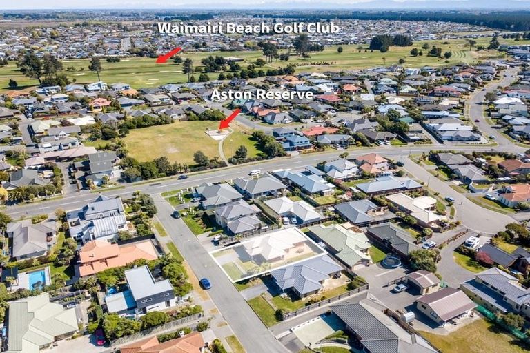 Photo of property in 5 Stout Street, Waimairi Beach, Christchurch, 8083