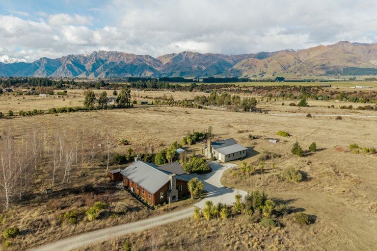 Photo of property in 66 Te Awa Road, Albert Town, Wanaka, 9382