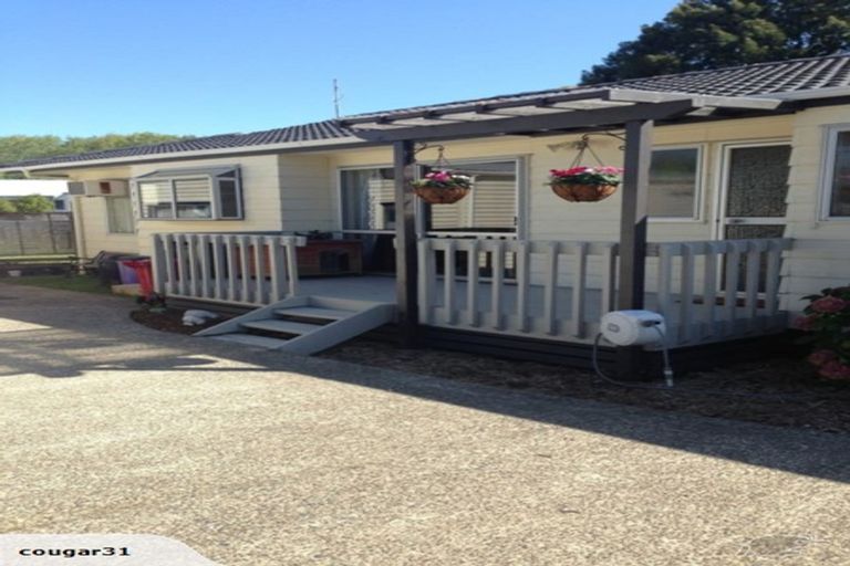 Photo of property in 1090 Kaipara Coast Highway, Kaukapakapa, 0873