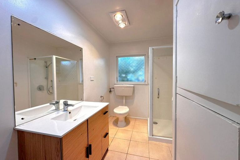 Photo of property in 2/39 Udys Road, Pakuranga, Auckland, 2010
