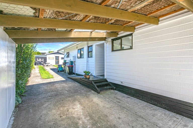 Photo of property in 5 Kauri Place, Tairua, 3508