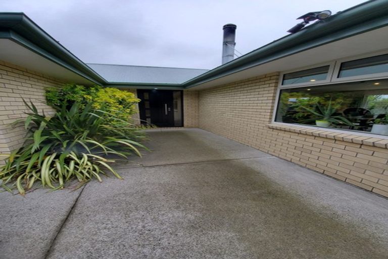 Photo of property in 12 Russell Street, Darfield, 7510