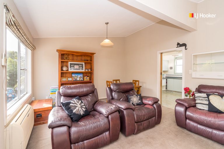 Photo of property in 42a Beach Street, Saint Clair, Dunedin, 9012