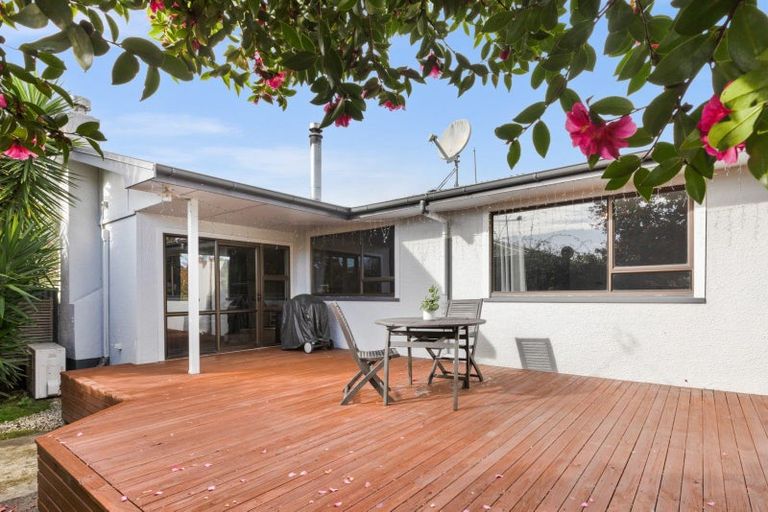 Photo of property in 8 Elizabeth Place, Clive, 4102