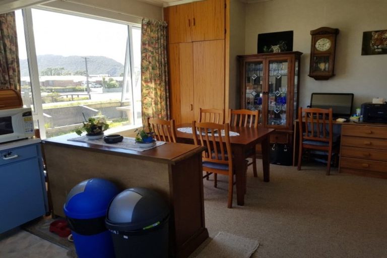 Photo of property in 120 Blake Street, Blaketown, Greymouth, 7805