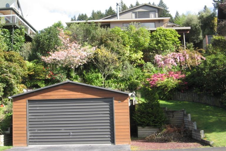 Photo of property in 25 Ewing Grove, Acacia Bay, Taupo, 3330