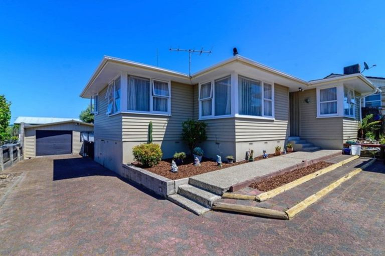 Photo of property in 304 Clayton Road, Pukehangi, Rotorua, 3015