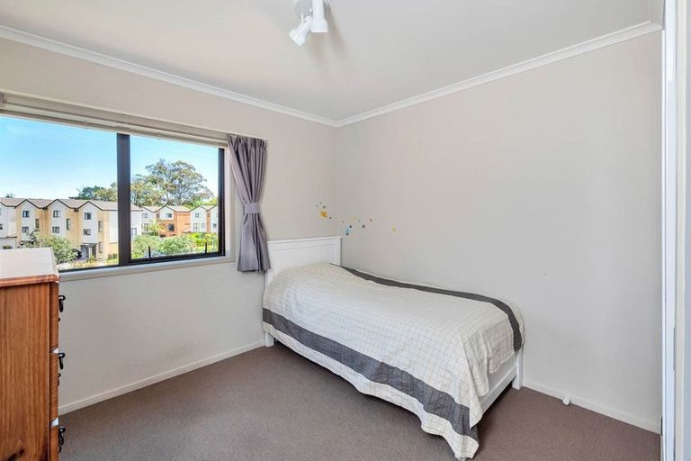 Photo of property in St Claire Village, 233/172 Mcleod Road, Te Atatu South, Auckland, 0610