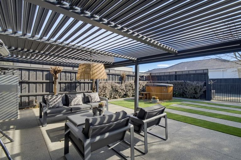 Photo of property in 275 Hills Road, Mairehau, Christchurch, 8013